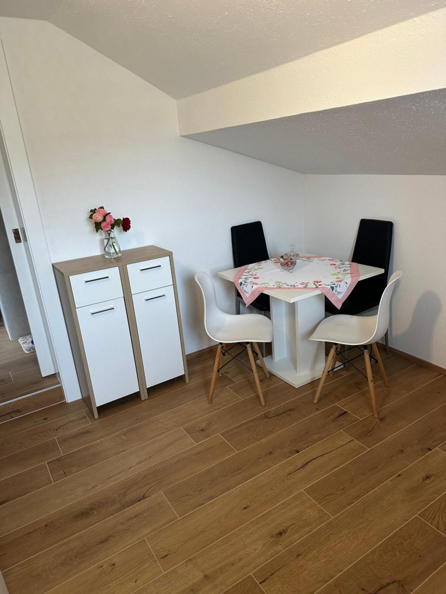 Ferienwohnung Waldblick, Faaker See Oberaichwald  Екстериор снимка
