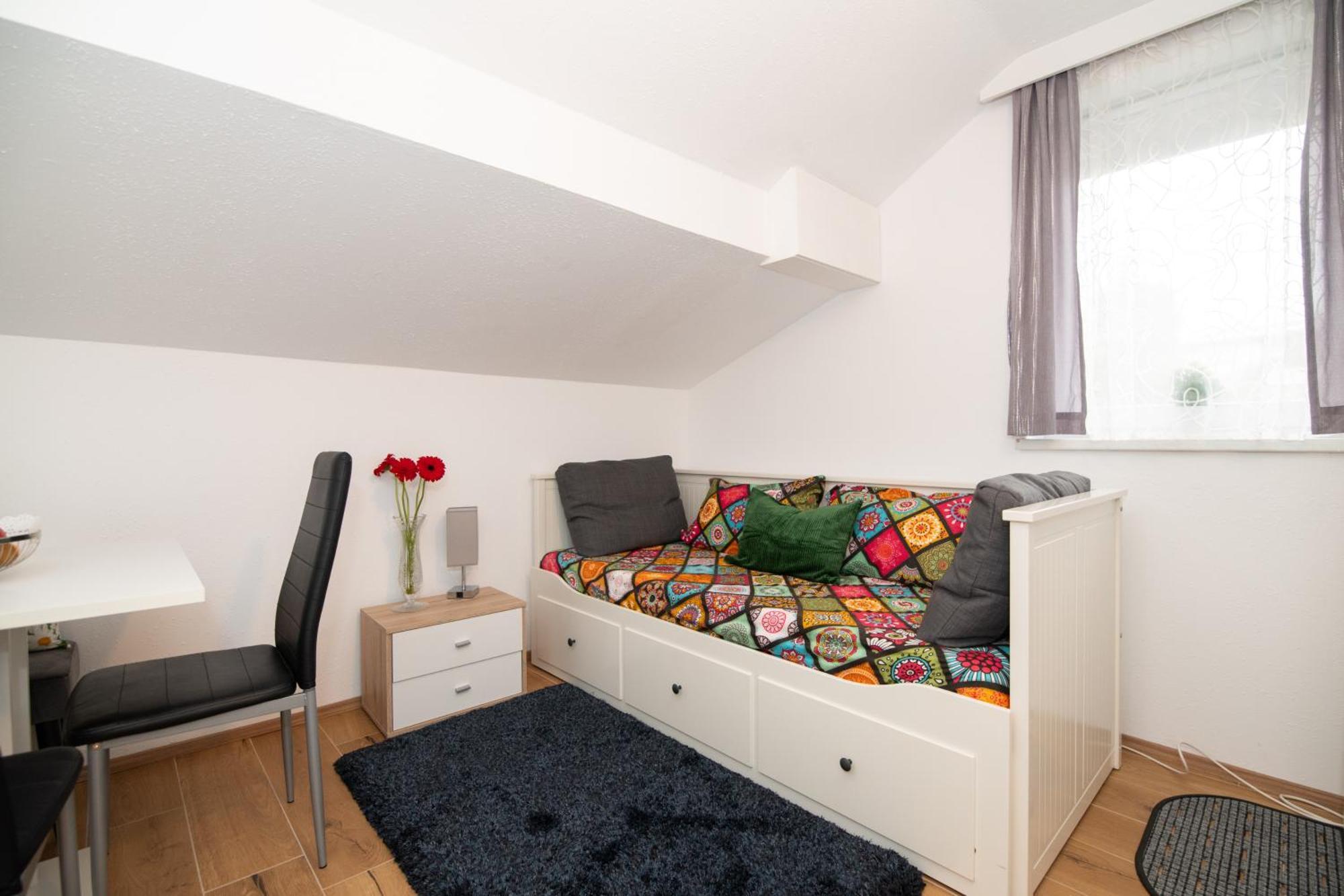 Ferienwohnung Waldblick, Faaker See Oberaichwald  Екстериор снимка