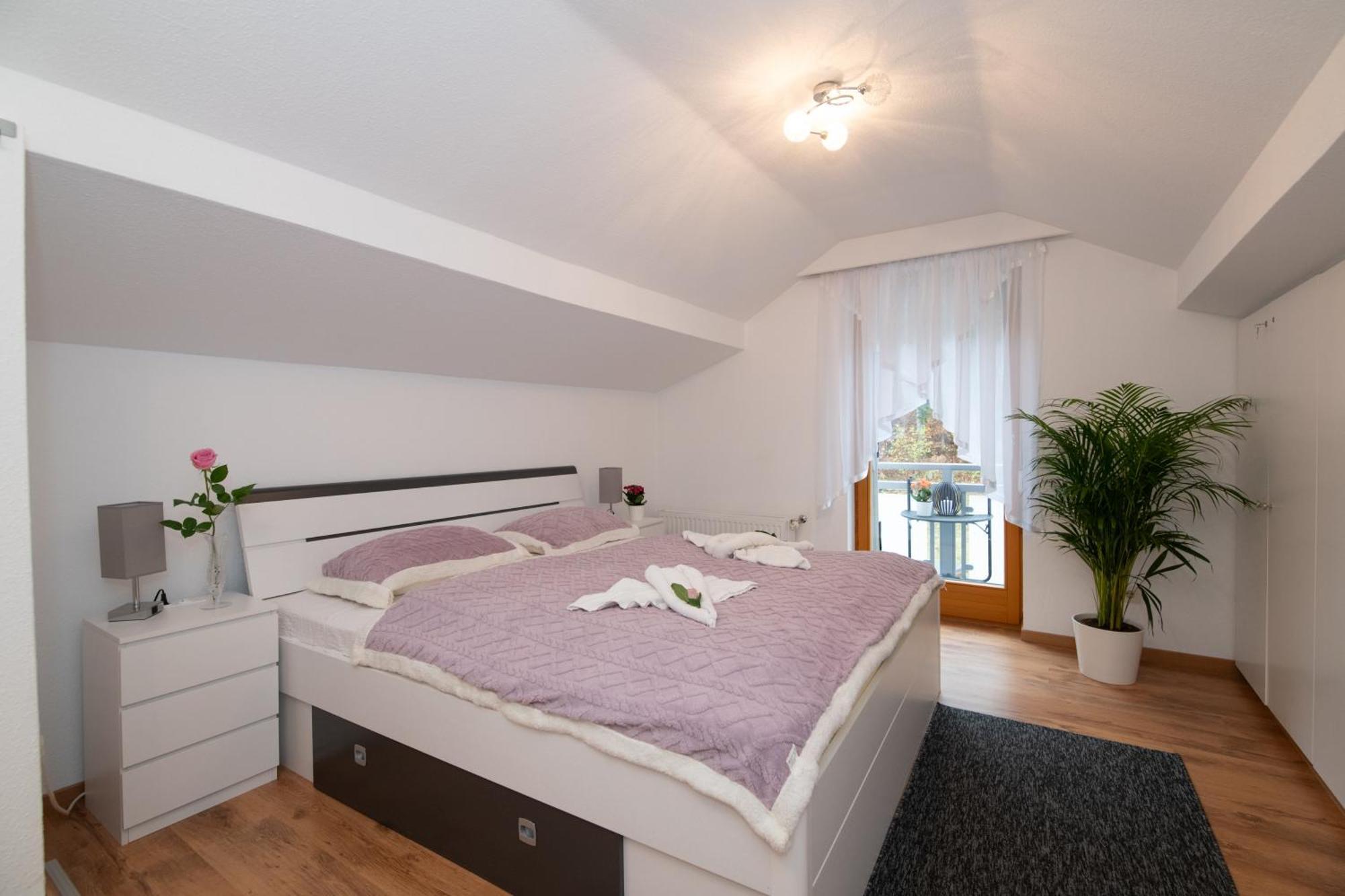 Ferienwohnung Waldblick, Faaker See Oberaichwald  Екстериор снимка